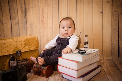 我属鼠老公属虎2022年生一个属虎的宝宝合不合？