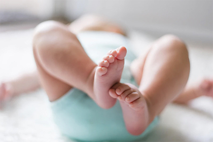 我生肖马老婆生肖猴可以在2022年虎年生孩子吗？生孩子好吗？