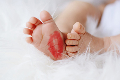 我的生肖是猪老婆的生肖是牛在2022年虎年生孩子好吗？