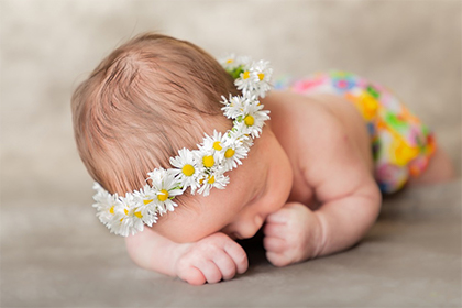 老婆属蛇我也属蛇在2022年生宝宝如何，要注意什么？