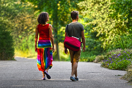 2022年刑太岁生肖蛇的旺运颜色和忌讳颜色！