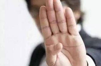 手相：小指端正秀长过三关，可享高寿，衣禄丰盛，子女有成！