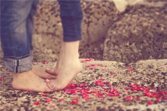 磕磕绊绊却总能在一起的星座情缘