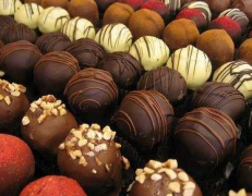 10月11日生日巧克力：酒心咖啡（Milk Cream with Alcohol Giandu