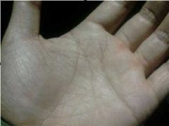 从手相看财运：特殊财富线纹介绍