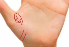 揭秘10种非常罕见的手相