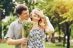 傻人有傻福的面相特征