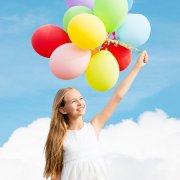 难过情关被利用的女人面相