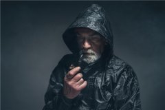 张鑫龙:晚年有福之人的七种相理