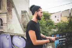 重视财富过于吝啬的人都有哪些面相特征