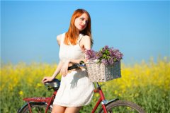 天生不擅长存钱的人都有哪些面相特征