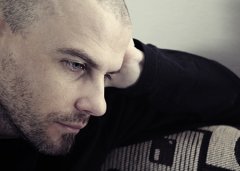 哪种面相的男人看起来很凶