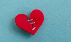 女鸡男狗婚姻好不好？属狗男喜欢什么性格的女生？