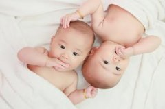 双胞胎男孩女孩起名大全