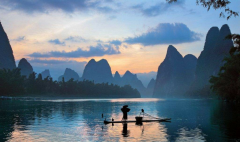 2019年5月5日出生的双胞胎男孩怎么样取名字，五行属什么