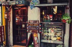 姓隆男孩名字时尚的