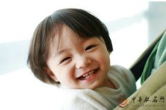 2016形容男孩相貌气质的名字 猴年男宝宝取名推荐