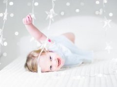 适合八月出生的女宝宝名字