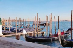 2019年七月二十五出生的双胞胎女孩子怎么取名，用什么字好