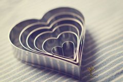 狗年姓暴女孩名字大全 属狗暴姓女宝宝起名2018