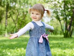 郑姓顺口女孩名字