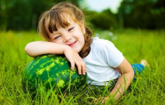 女孩起名，姓郑女孩时尚洋气名字大全