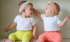 2020年吉祥平安的双胞胎宝宝名字大全，双胞胎好听名字