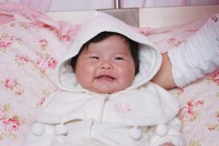 给姓李的女宝宝起名