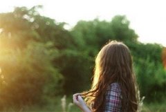 哪些生肖的女生爱情迟迟不来