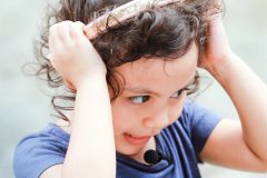 马年常姓女宝宝起名取名