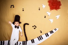 鸡年宝宝起名取名依字好吗?