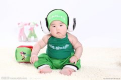 带彩字的女孩名字