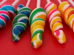 宝宝起名之言字旁的名字