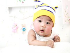 用姓氏构成的宝宝名字大全