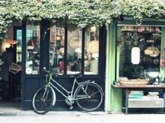 用称谓取名法，如“仲”字取名