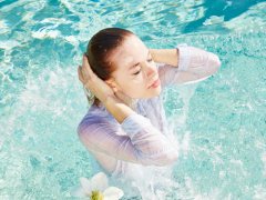 以行为取名，如“扬”字取名