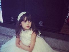 以行为取名，如“执”字取名