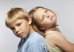 90、00后男孩名字中所常见带宝盖头的取名用字