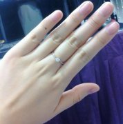 小拇指长痣的女人痣相解析