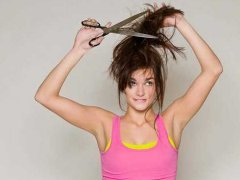 梦见自己剪发是什么意思 做梦梦到自己剪发好不好