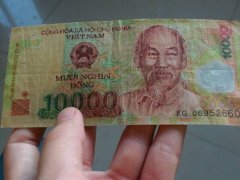 梦见捡假钱是什么意思 做梦梦到捡假钱好不好