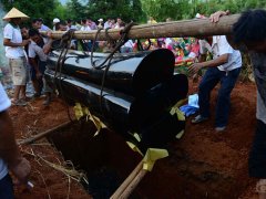 梦见下葬是什么意思 做梦梦到下葬好不好