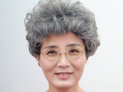 梦见白头变黑发是什么意思 做梦梦到白发变黑发好不好