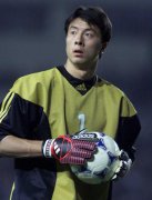 堕落的“天使”：前国奥门将双子座安琦