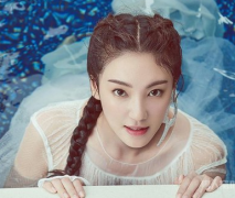 12月24日是什么星座:射手座或摩羯座