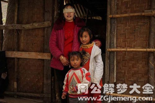 【梦见母亲失明】