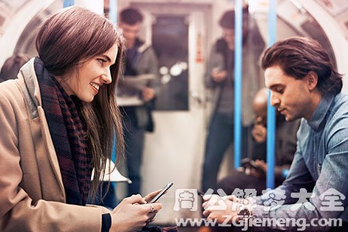 【梦见老情人对我笑】