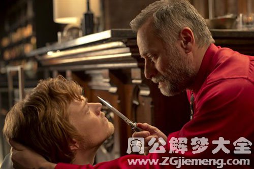 【梦见坏人追杀】