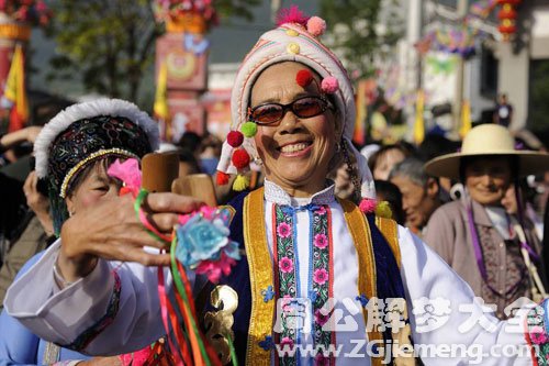 【梦见老太太跳舞】