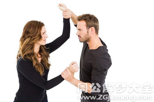 【梦见姐夫和别人吵架】